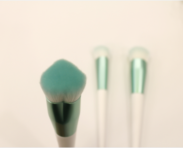 化妝刷一般都有哪些材質(zhì)呢？