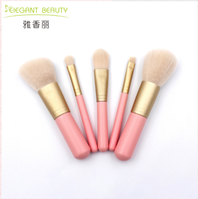 怎么去選擇化妝刷呢！