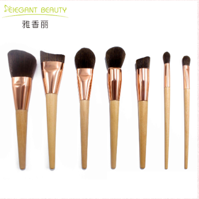 選擇毛刷批發(fā)時主要注意哪些？