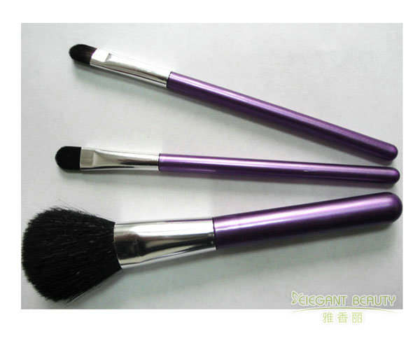 敏感肌膚如何挑選合適的化妝刷套裝？雅香麗告訴你