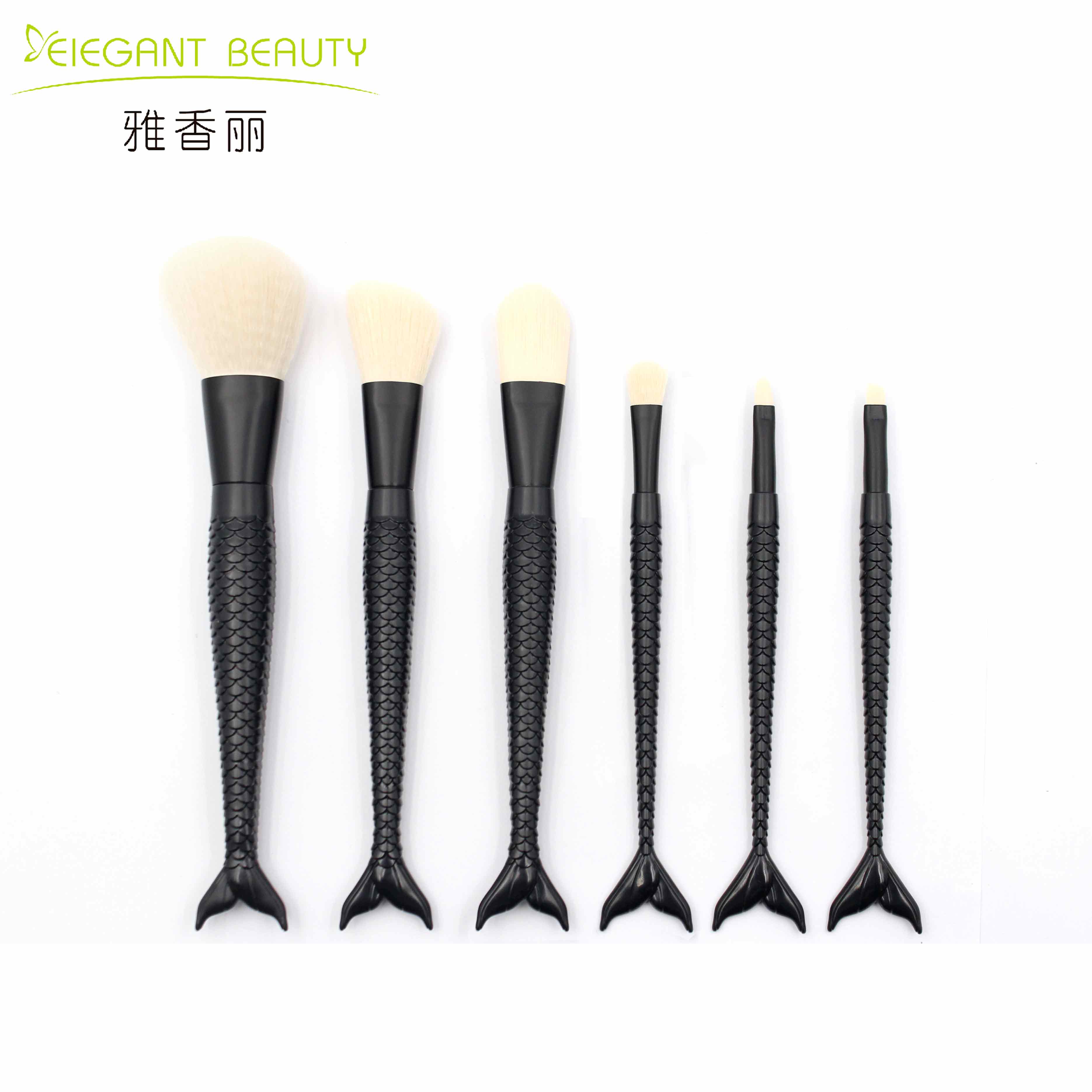 5個(gè)化妝刷小技巧，讓你輕松避免顏色混雜